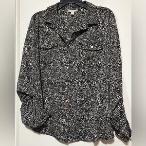 Dana Buchman Black and Tan Geometric Button-Up Utility Blouse